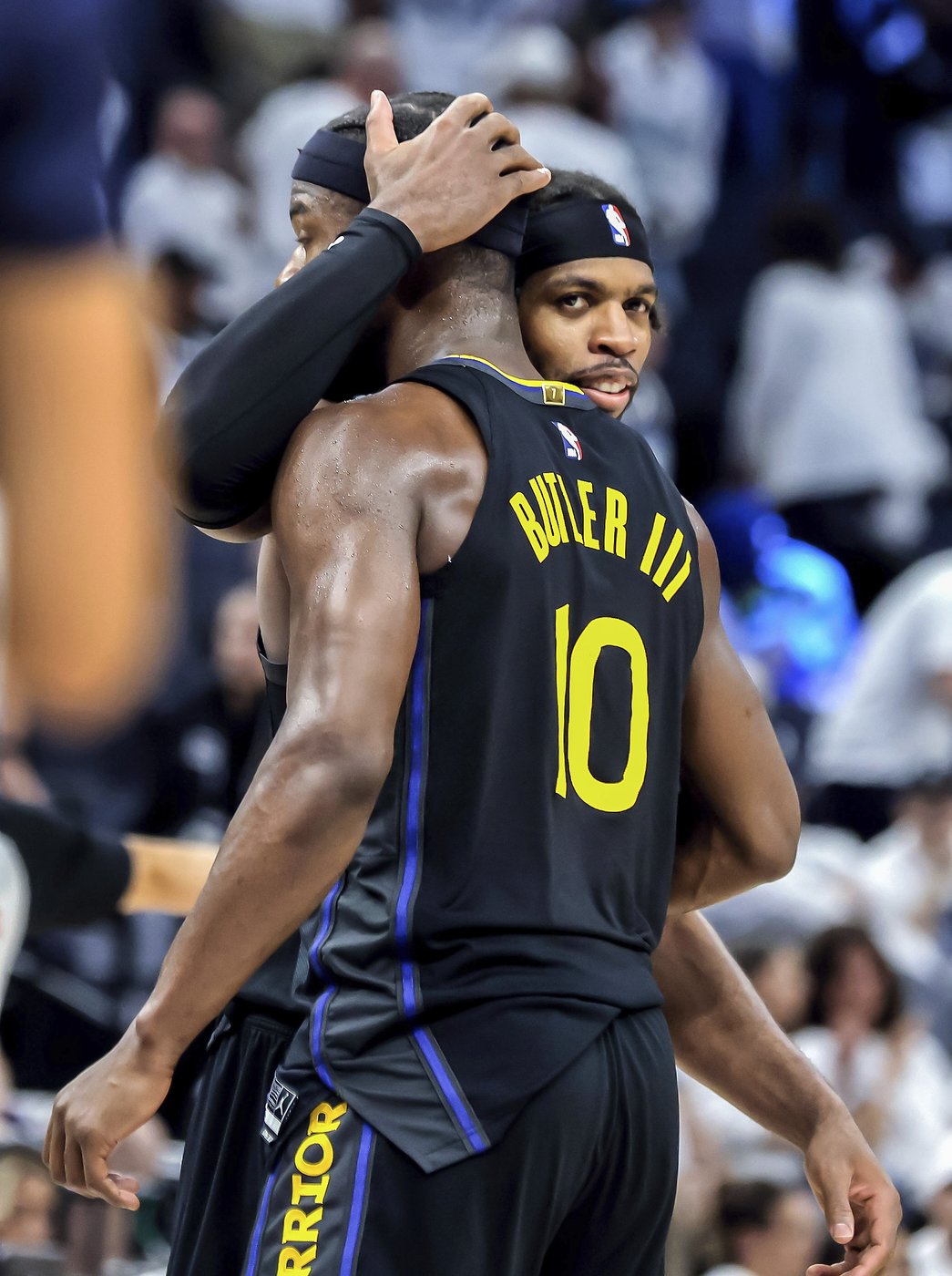 Warriors will rely on the Jimmy-Buddy show to help stay afloat vs. Wolves with Curry out | iNFOnews.ca