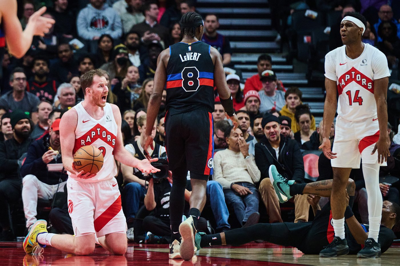Big man Jakob Poeltl feeling 'pretty good' after return to Toronto Raptors lineup | iNFOnews.ca