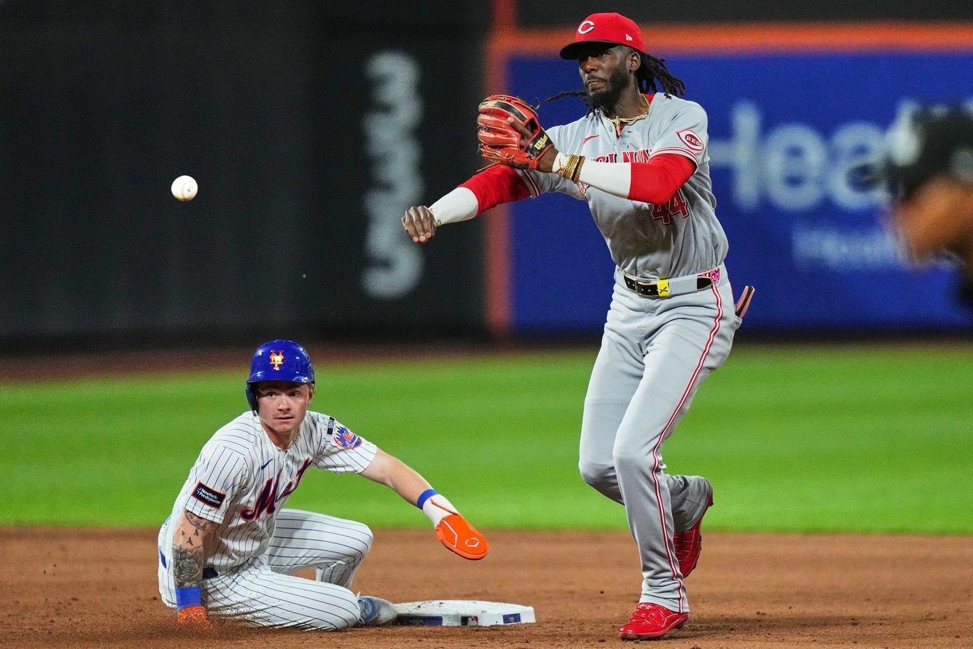Reds rout Mets, who fall 11 under .500 again | iNFOnews.ca