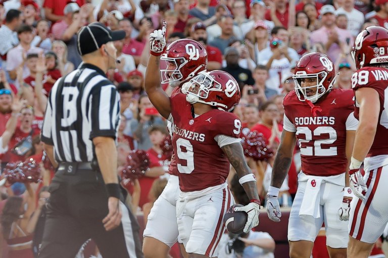 Mateer, Sategna help No. 10 Oklahoma overpower UTEP 51-0 | iNFOnews.ca