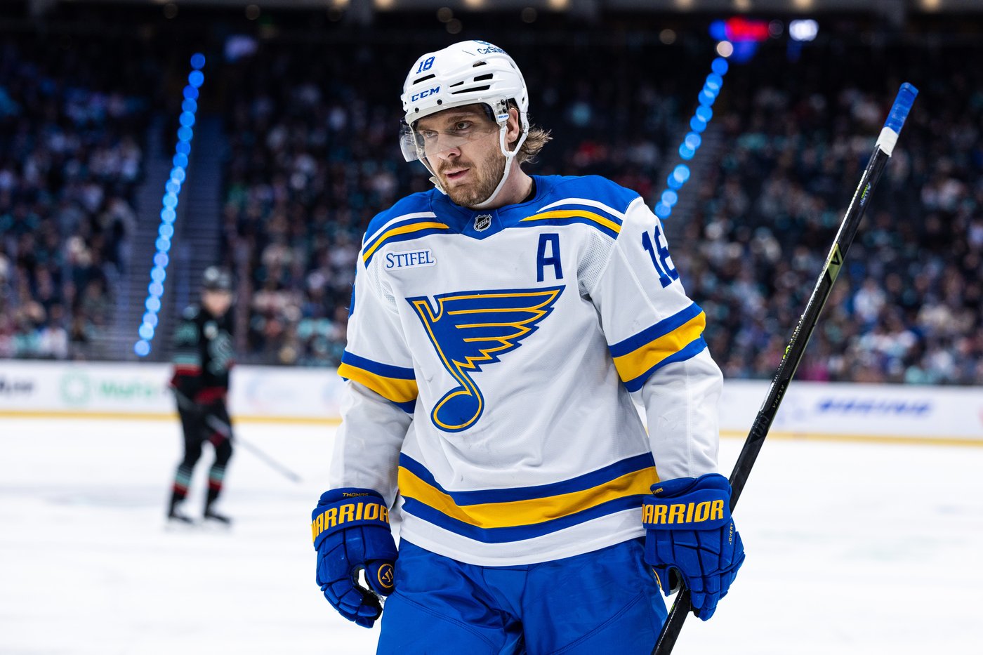 Thomas' 2nd goal of the game leads Blues to a 3-2 overtime win over Sharks | iNFOnews.ca