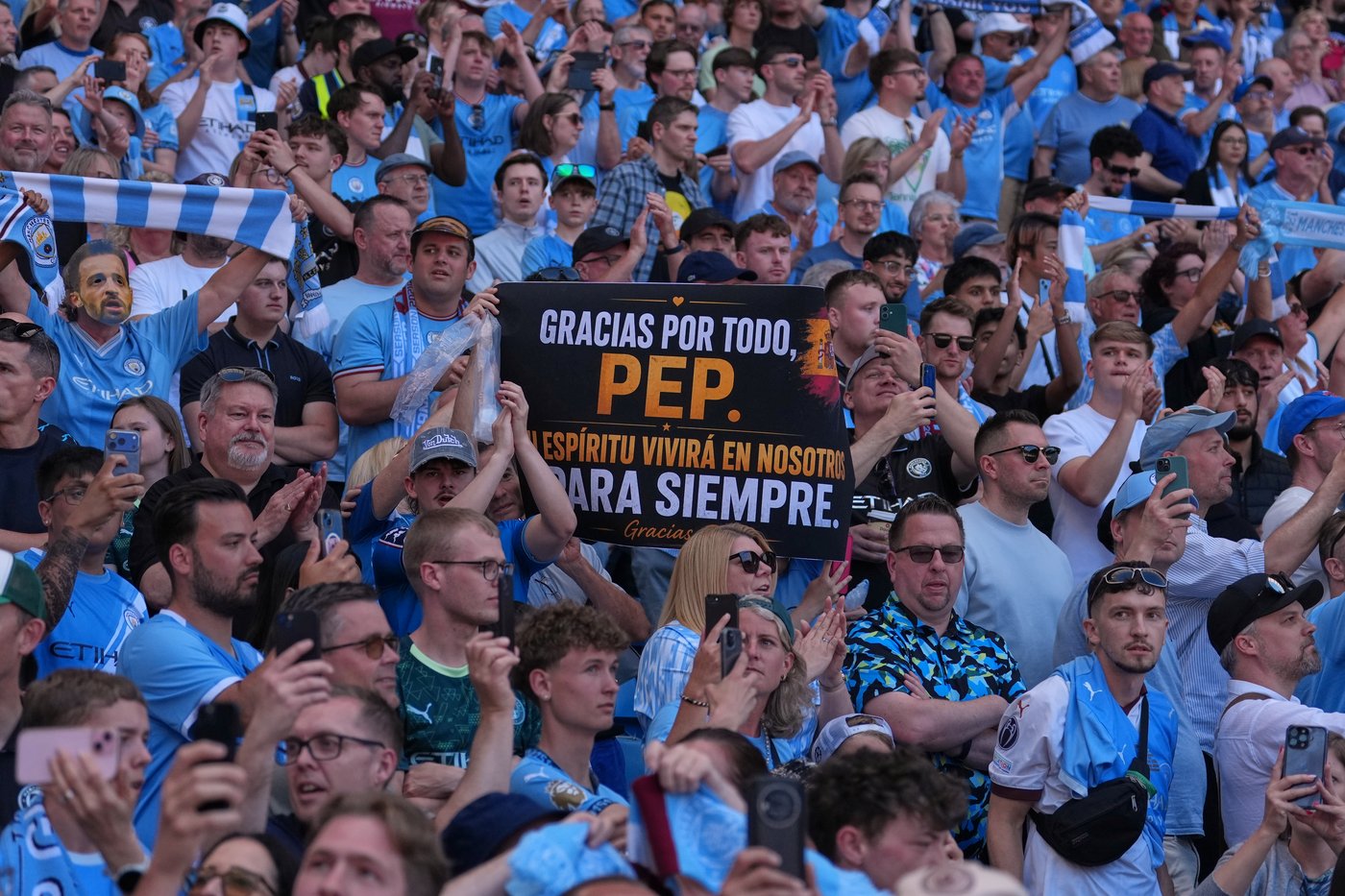 Pep Guardiola fights back tears and says goodbye as Man City fans implore him to stay 10 more years | iNFOnews.ca