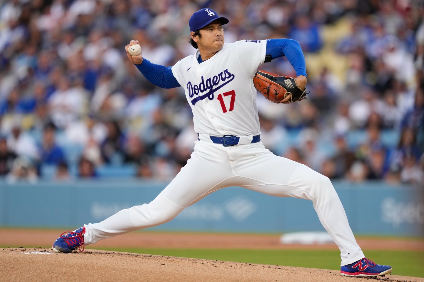 Rockies break up Dodgers' combined no-hit bid with single off Tanner Scott in 8th | iNFOnews.ca