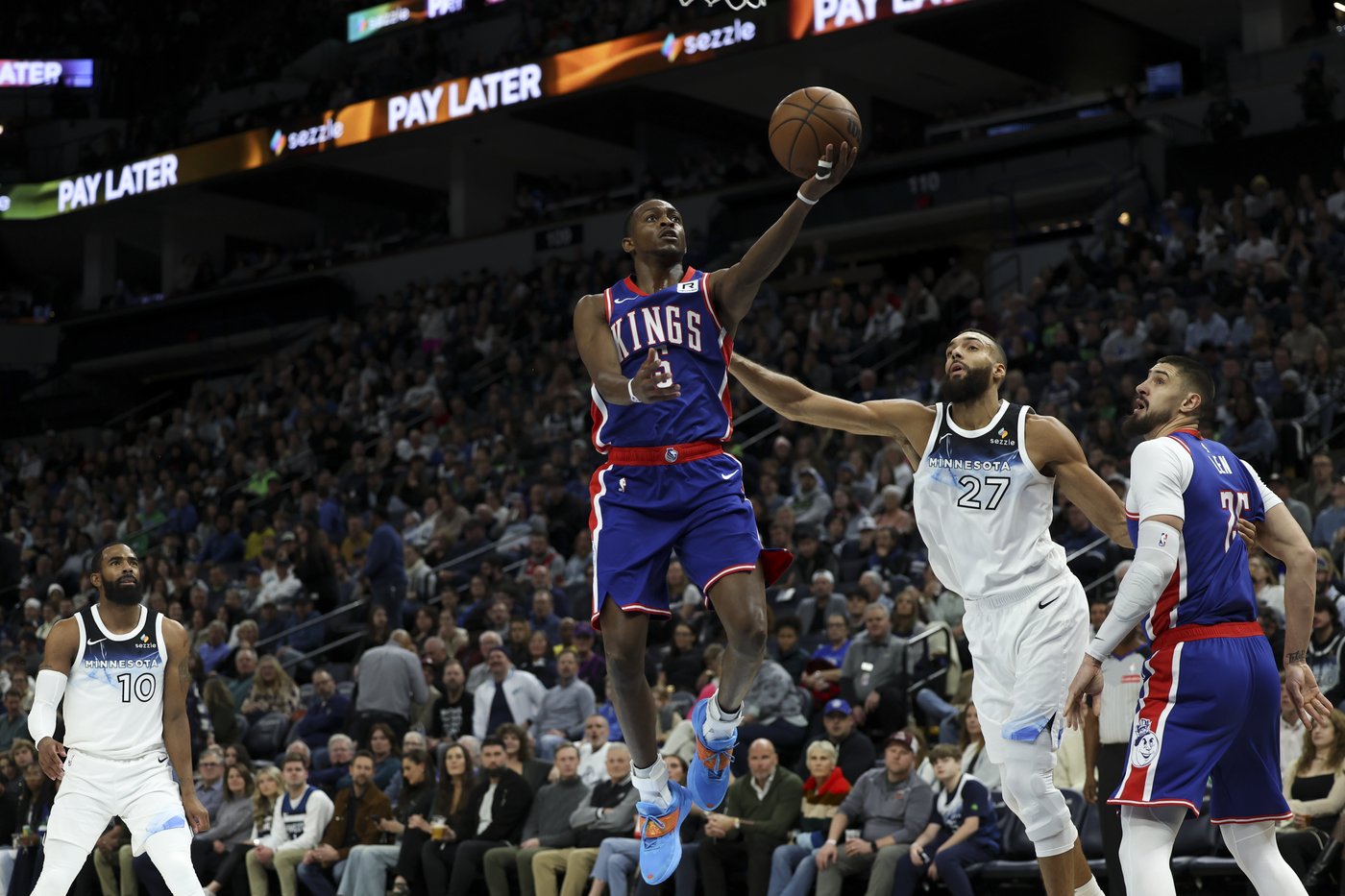 Monk and Fox take over late to lead the Kings past the Timberwolves 115-104 | iNFOnews.ca