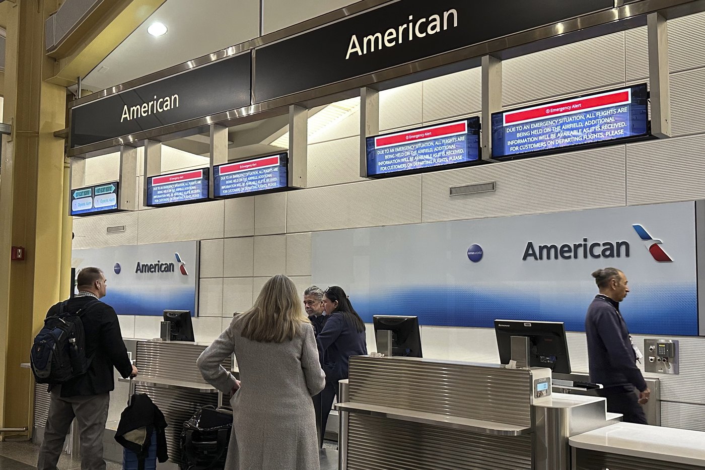 The Latest: Collision between passenger jet and Army helicopter near DC leaves no survivors | iNFOnews.ca