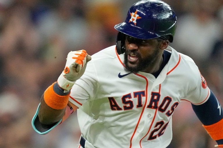 Astros edge Rangers 5-4, stretching AL West lead with 5th straight win | iNFOnews.ca
