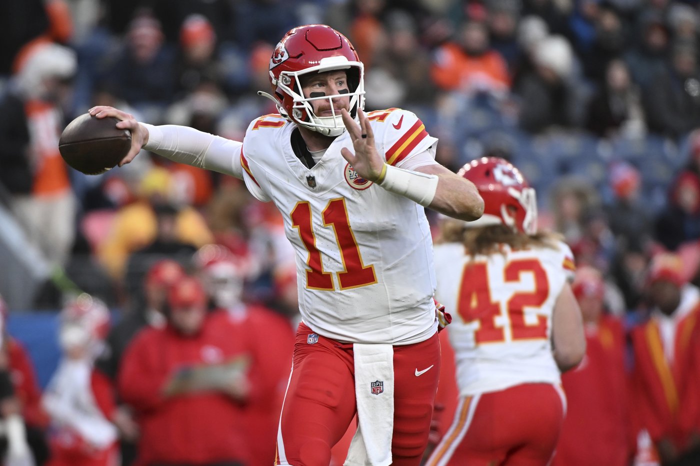 Mahomes, Kelce watch backups get blown out 38-0 by Broncos, now Chiefs aim for Super Bowl three-peat | iNFOnews.ca