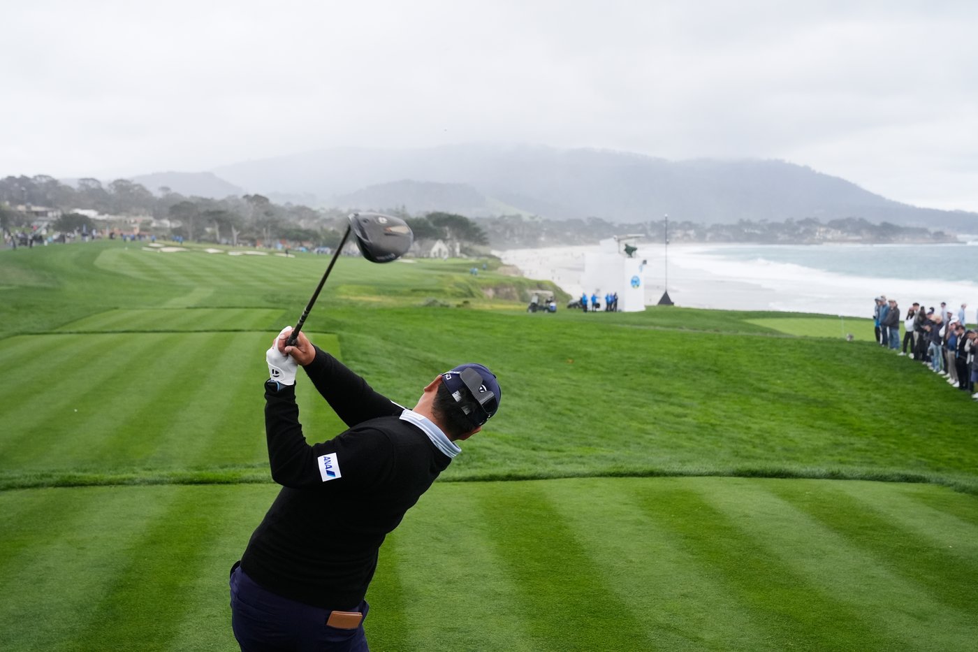 Bhatia's big birdie runs helps him combat the wind and lead at Pebble Beach | iNFOnews.ca Bhatia's big birdie runs helps him combat the wind and lead at Pebble Beach | iNFOnews.ca