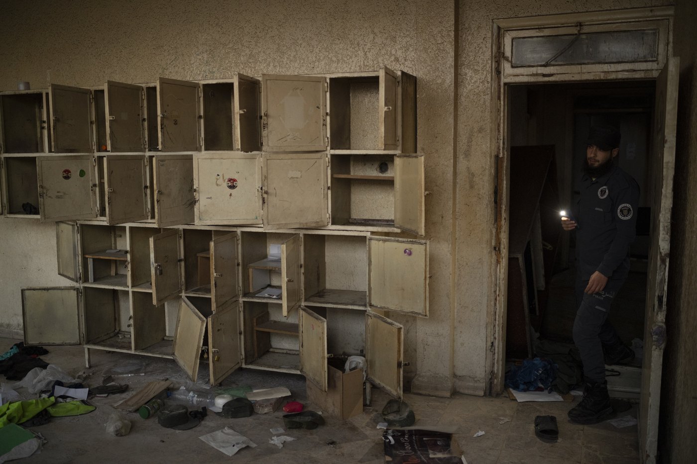 One week into a new Syria, rebels aim for normalcy and Syrians vow not to be silent again | iNFOnews.ca