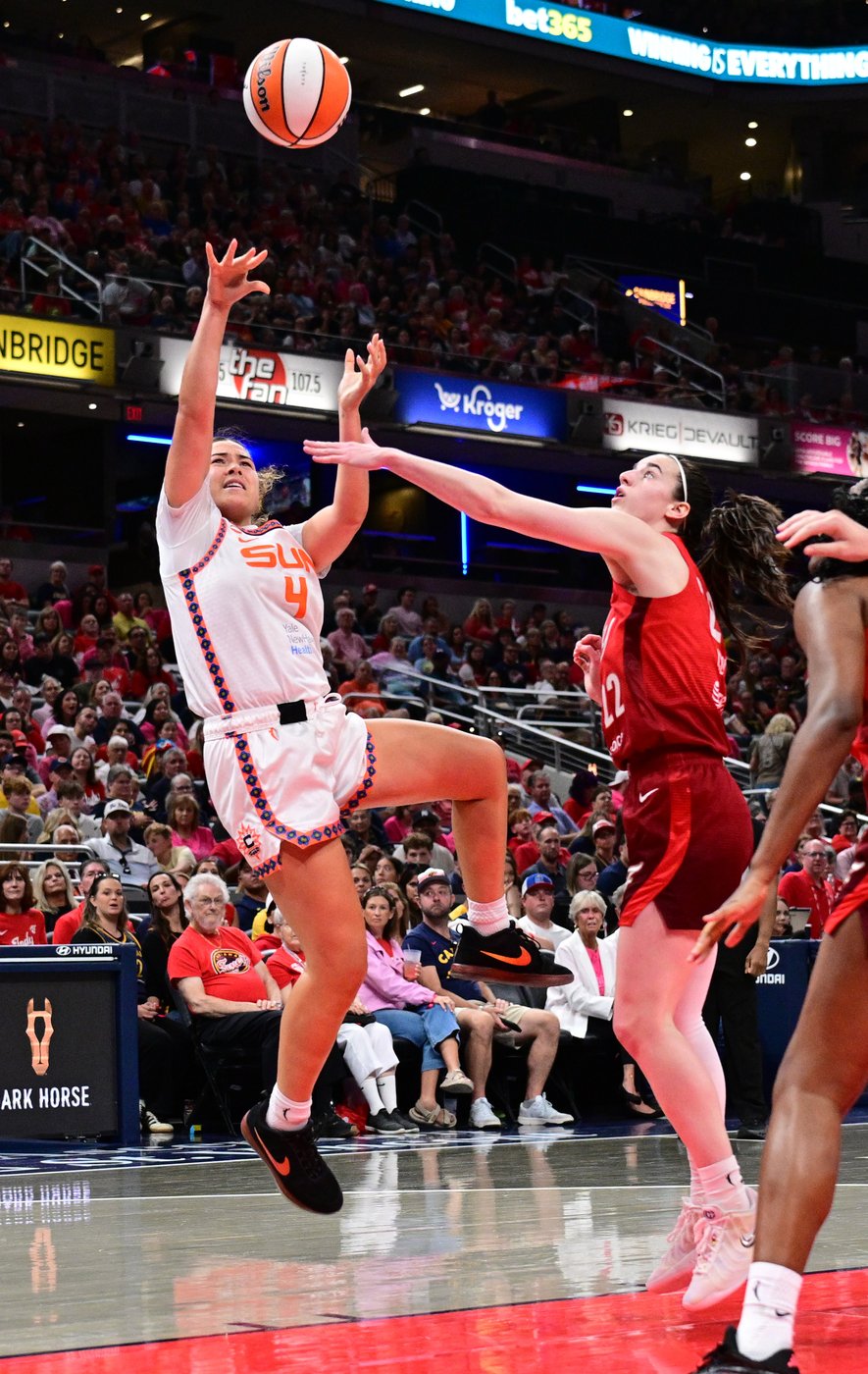 Fever's dynamic backcourt, Caitlin Clark and Kelsey Mitchell, keeps Indiana on record-chasing pace | iNFOnews.ca Fever's dynamic backcourt, Caitlin Clark and Kelsey Mitchell, keeps Indiana on record-chasing pace | iNFOnews.ca