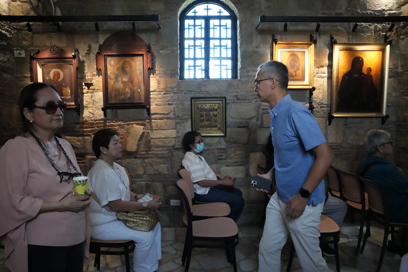 Replica of the Virgin Mary’s House draws Catholic devotees in the Philippines | iNFOnews.ca