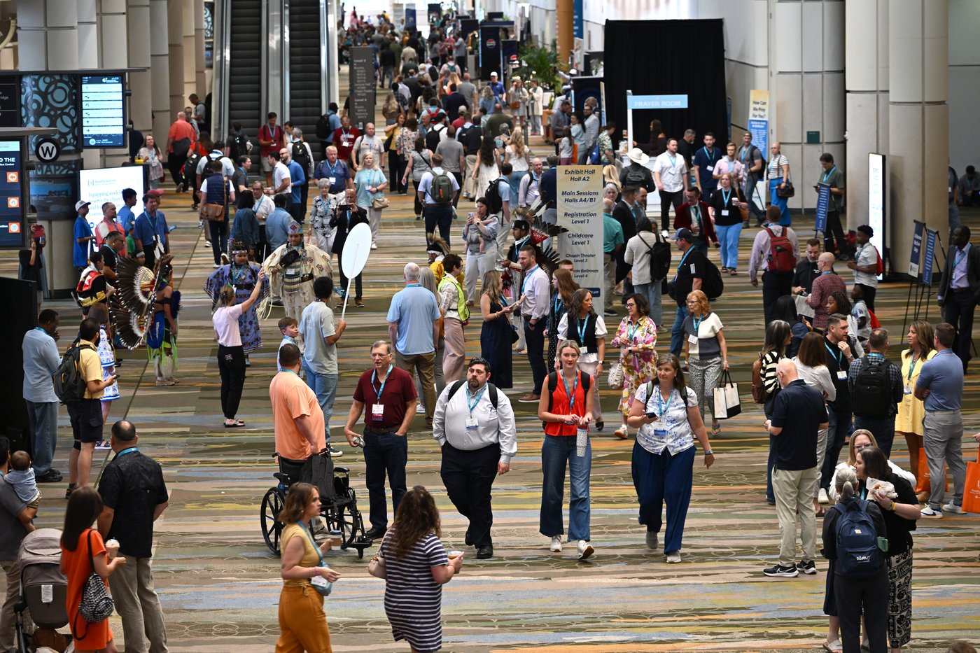 Southern Baptists vote to advance a formal ban on churches with women pastors | iNFOnews.ca