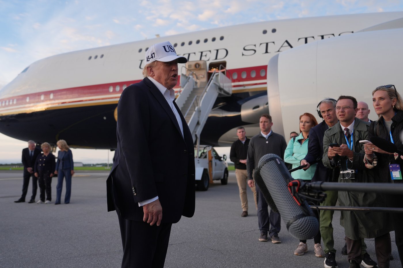 Trump says he'll consider releasing 9/11 records after families' request | iNFOnews.ca Trump says he'll consider releasing 9/11 records after families' request | iNFOnews.ca
