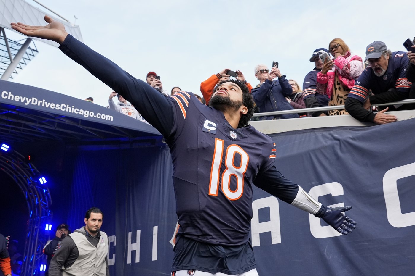 Bears' offense looks better with Thomas Brown calling the plays during another tough loss | iNFOnews.ca Bears' offense looks better with Thomas Brown calling the plays during another tough loss | iNFOnews.ca
