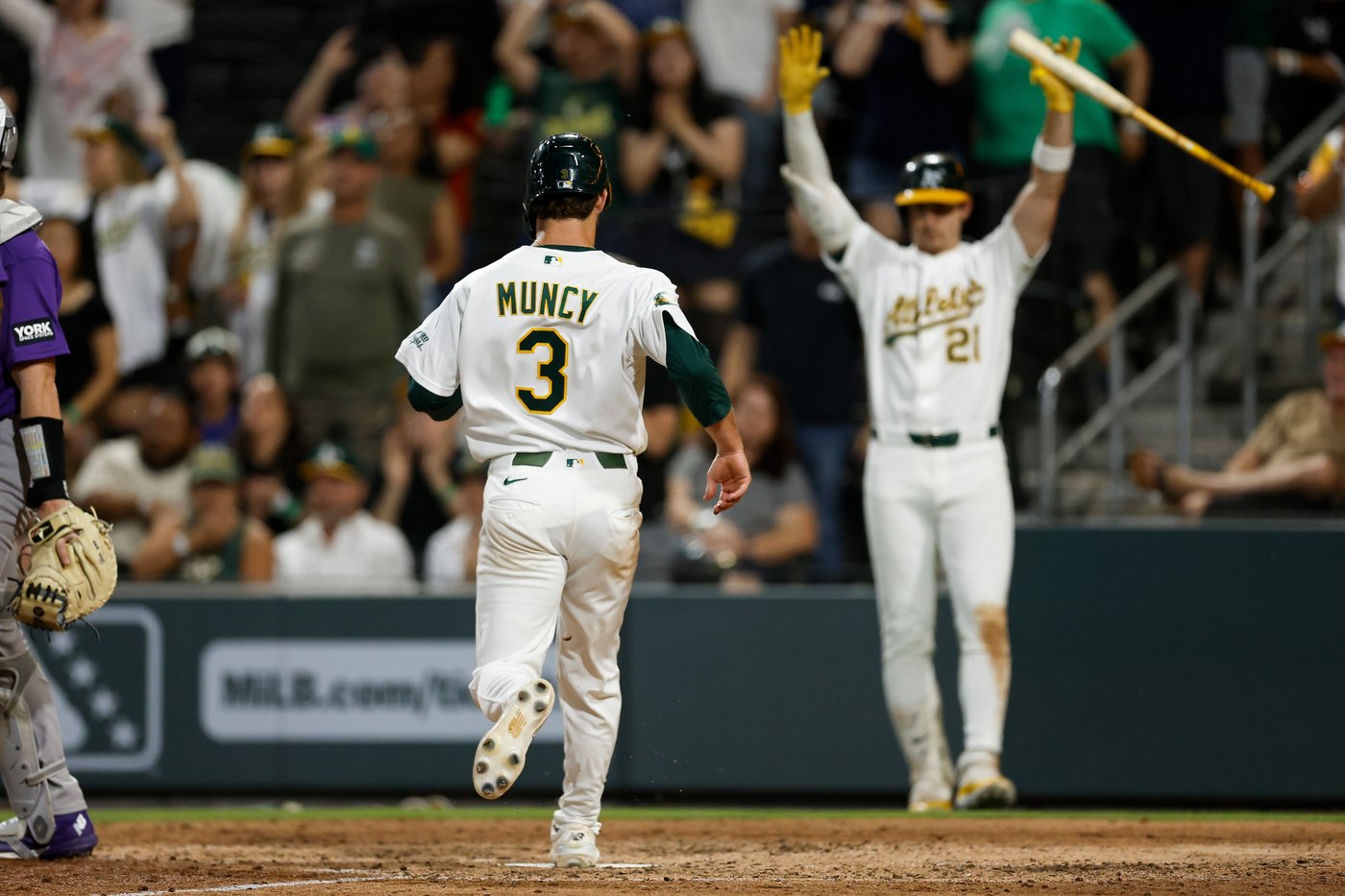 A's savor a sold-out Las Vegas homestand as fans drown out visiting chants | iNFOnews.ca