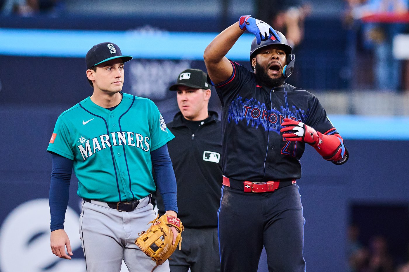 Jays welcome offensive outburst as squad hits three homers in 8-1 win over Mariners | iNFOnews.ca Jays welcome offensive outburst as squad hits three homers in 8-1 win over Mariners | iNFOnews.ca