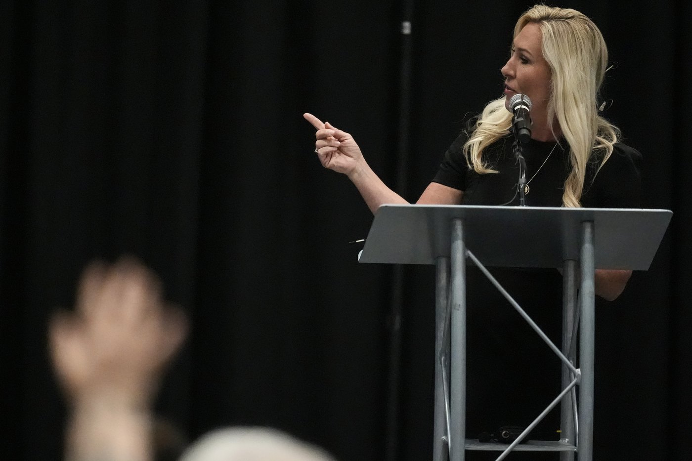 Marjorie Taylor Greene laughs off protests to deliver pro-Trump message at Georgia town hall | iNFOnews.ca Marjorie Taylor Greene laughs off protests to deliver pro-Trump message at Georgia town hall | iNFOnews.ca