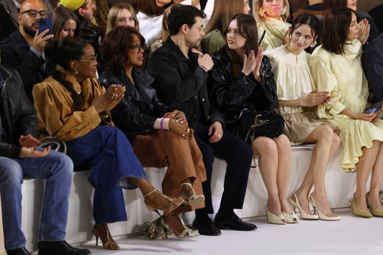 Oprah and Gayle King hobnob at Chloe's boho blouse-focused Paris fashion show | iNFOnews.ca