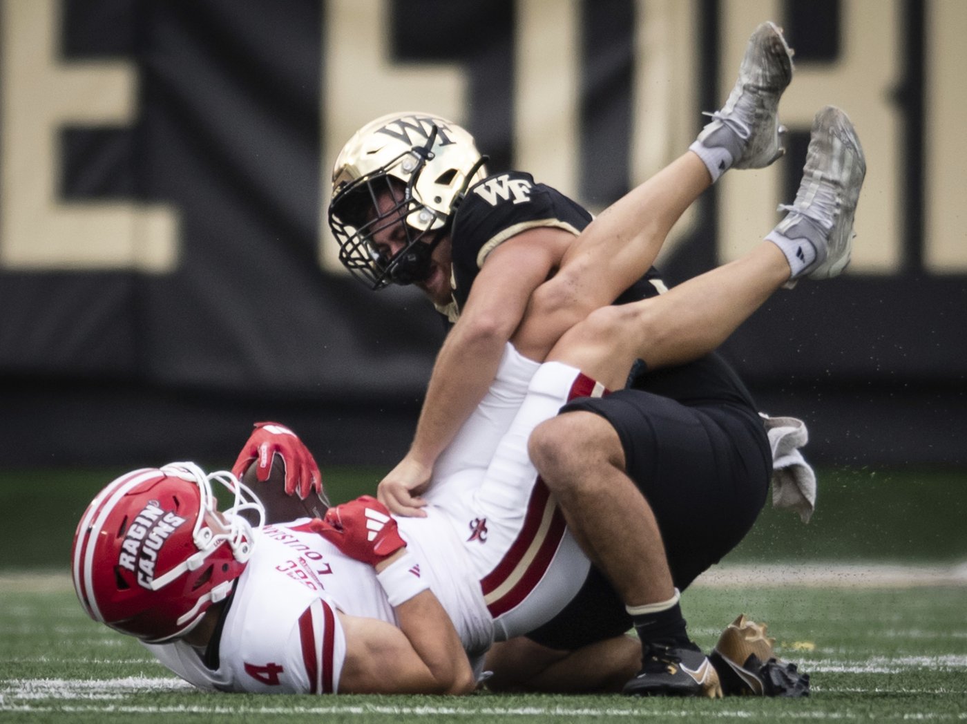 Louisiana makes its late FG, Wake Forest misses as Ragin' Cajuns take 41-38 road win | iNFOnews.ca Louisiana makes its late FG, Wake Forest misses as Ragin' Cajuns take 41-38 road win | iNFOnews.ca