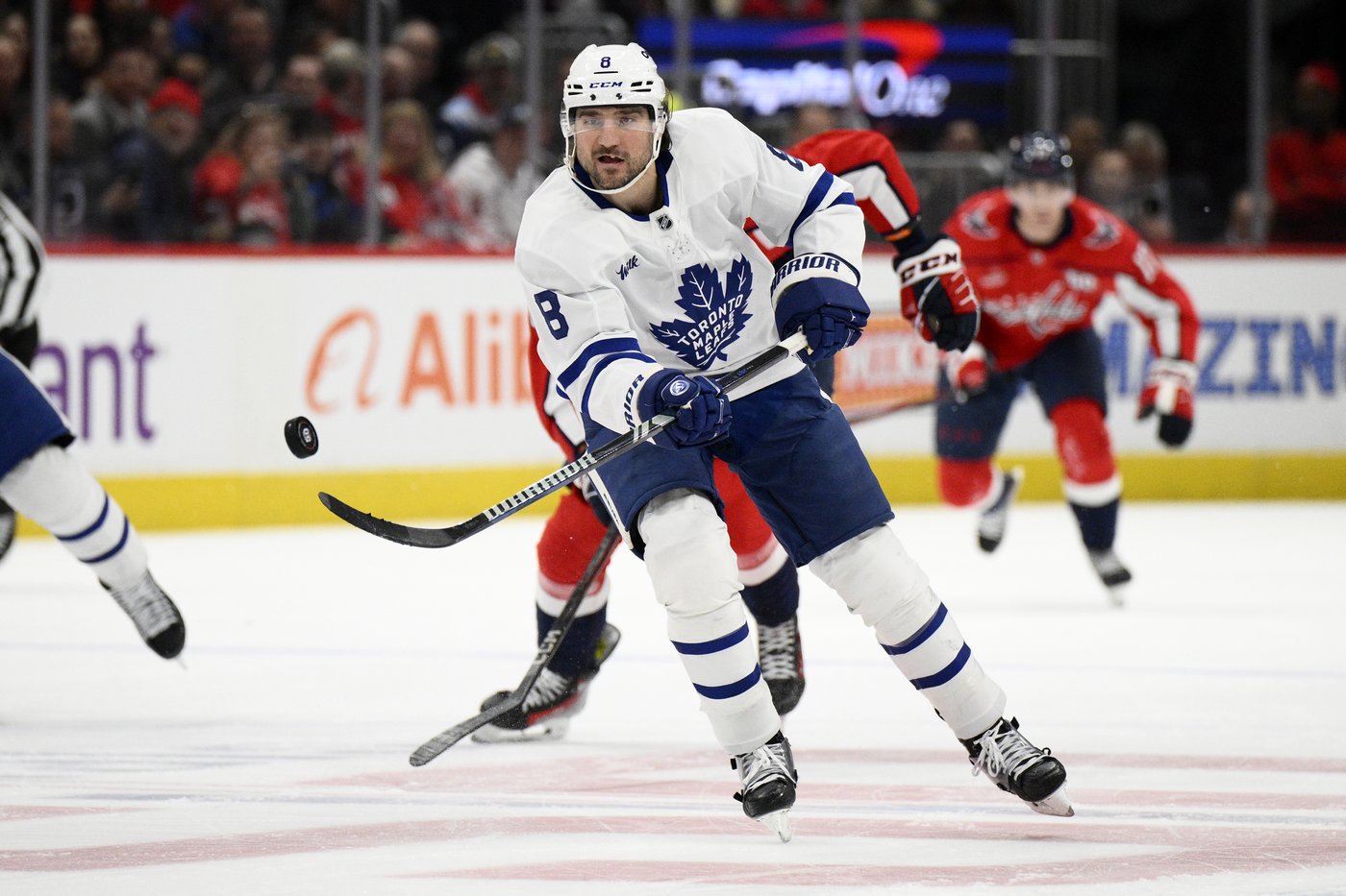 Tavares scores in OT as Maple Leafs rally to clip Capitals 4-3 | iNFOnews.ca