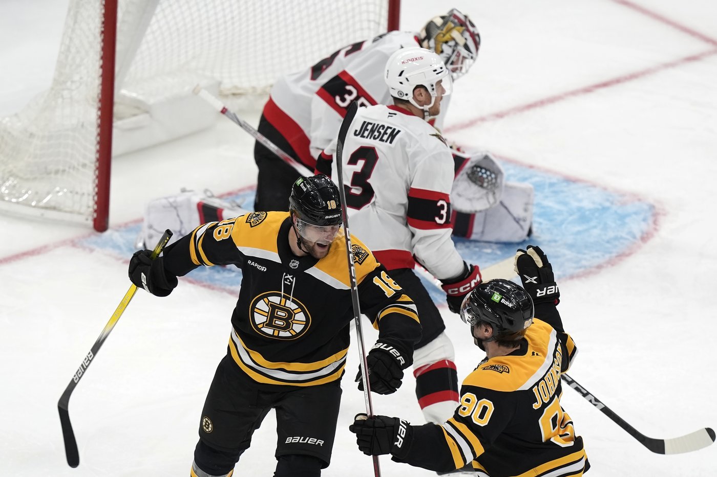 Ullmark wins in return to Boston as Senators edge Bruins 3-2 in overtime | iNFOnews.ca