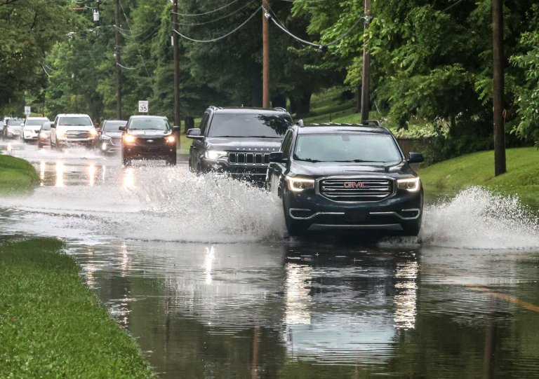 4 dead amid flooding caused by heavy rains, Kentucky governor says | iNFOnews.ca