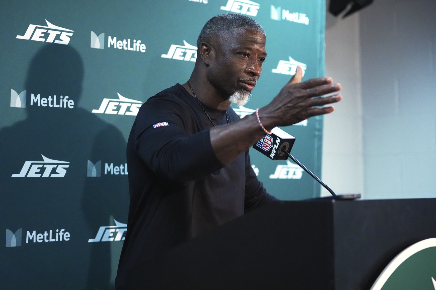 'Like any other game': Jets downplay facing Aaron Rodgers in Week 1 against Steelers | iNFOnews.ca