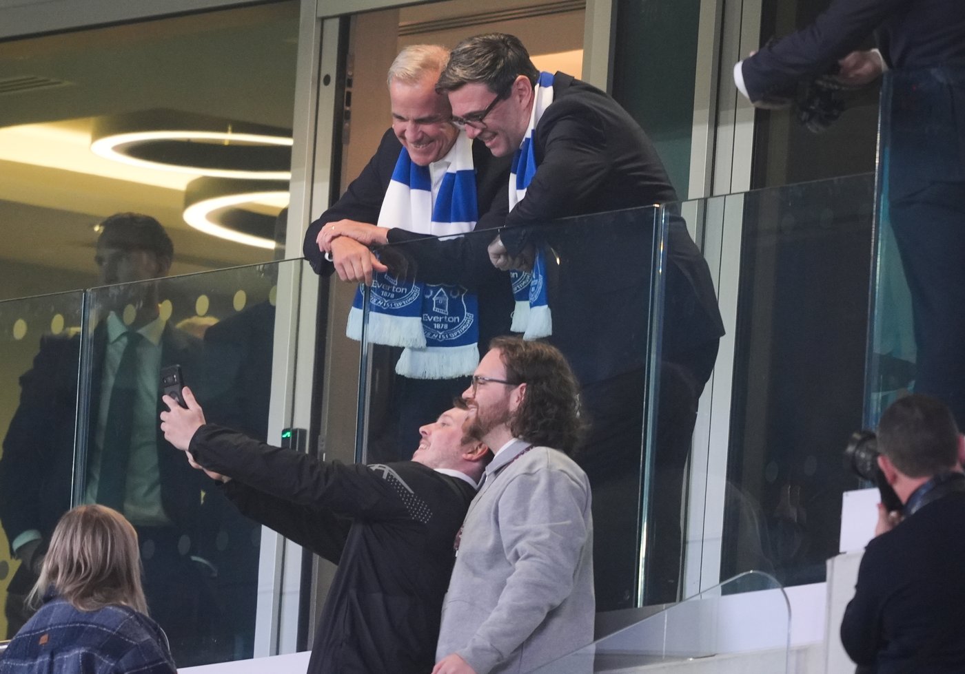 Canada’s Carney and Britain’s Burnham take first meeting to Everton football match | iNFOnews.ca
