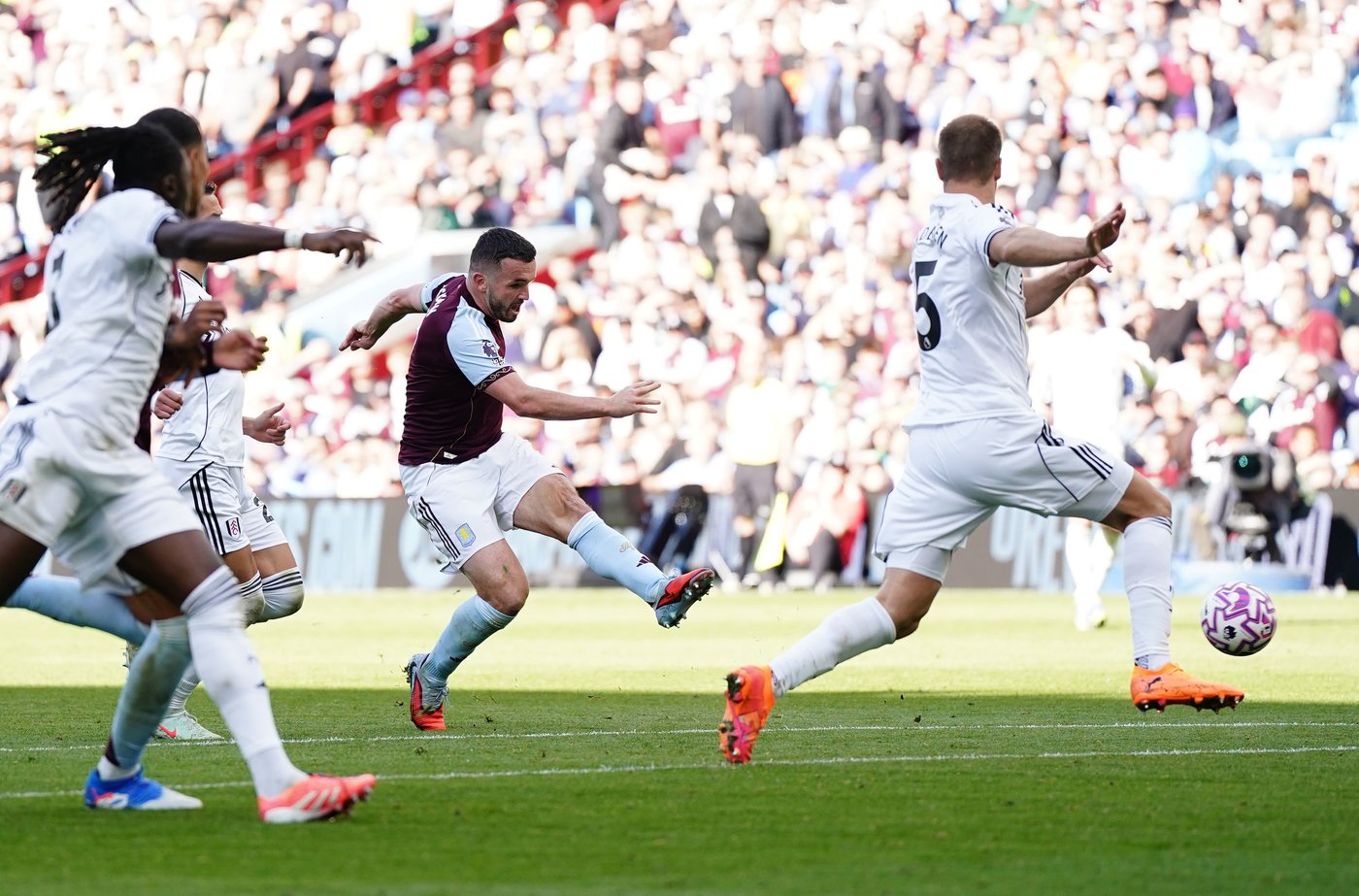 Aston Villa beat Fulham 3-1 for first Premier League win of the season | iNFOnews.ca Aston Villa beat Fulham 3-1 for first Premier League win of the season | iNFOnews.ca