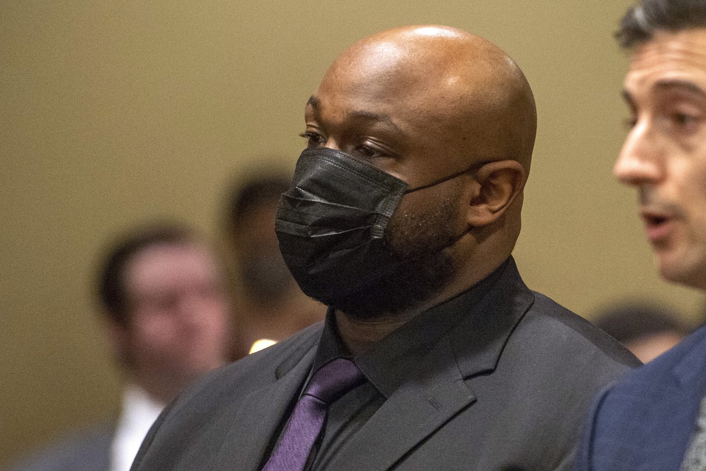 Ex-officer testifies in tears he's sorry for Tyre Nichols beating. 'I made his child fatherless' | iNFOnews.ca