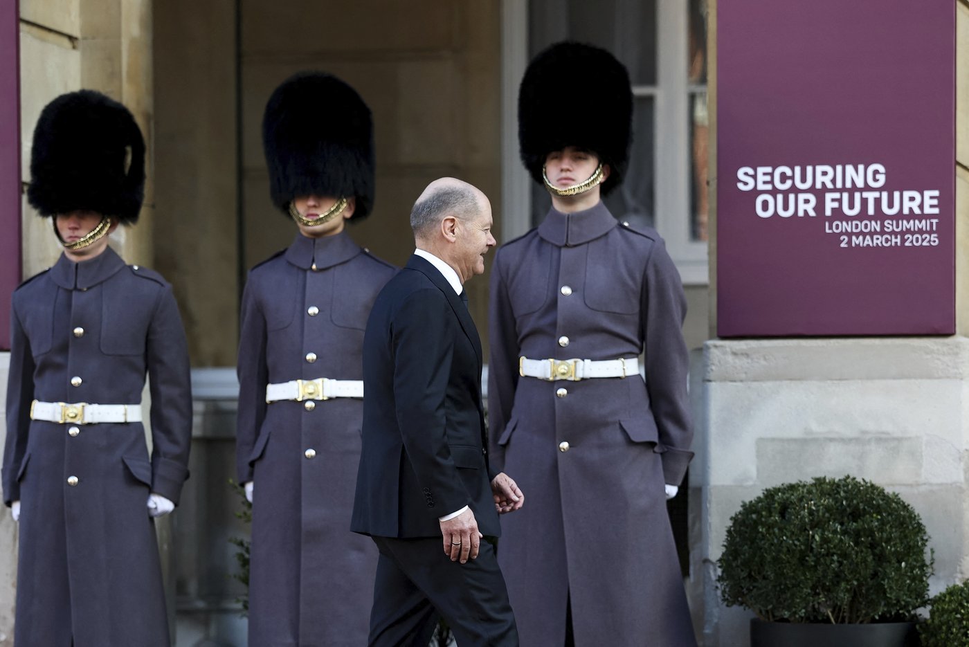The Latest: Britain's Starmer says Europe must take responsibility for defending itself | iNFOnews.ca The Latest: Britain's Starmer says Europe must take responsibility for defending itself | iNFOnews.ca