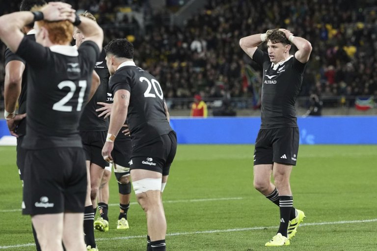 Wallabies see a Bledisloe Cup opportunity as the All Blacks regroup after a record loss | iNFOnews.ca