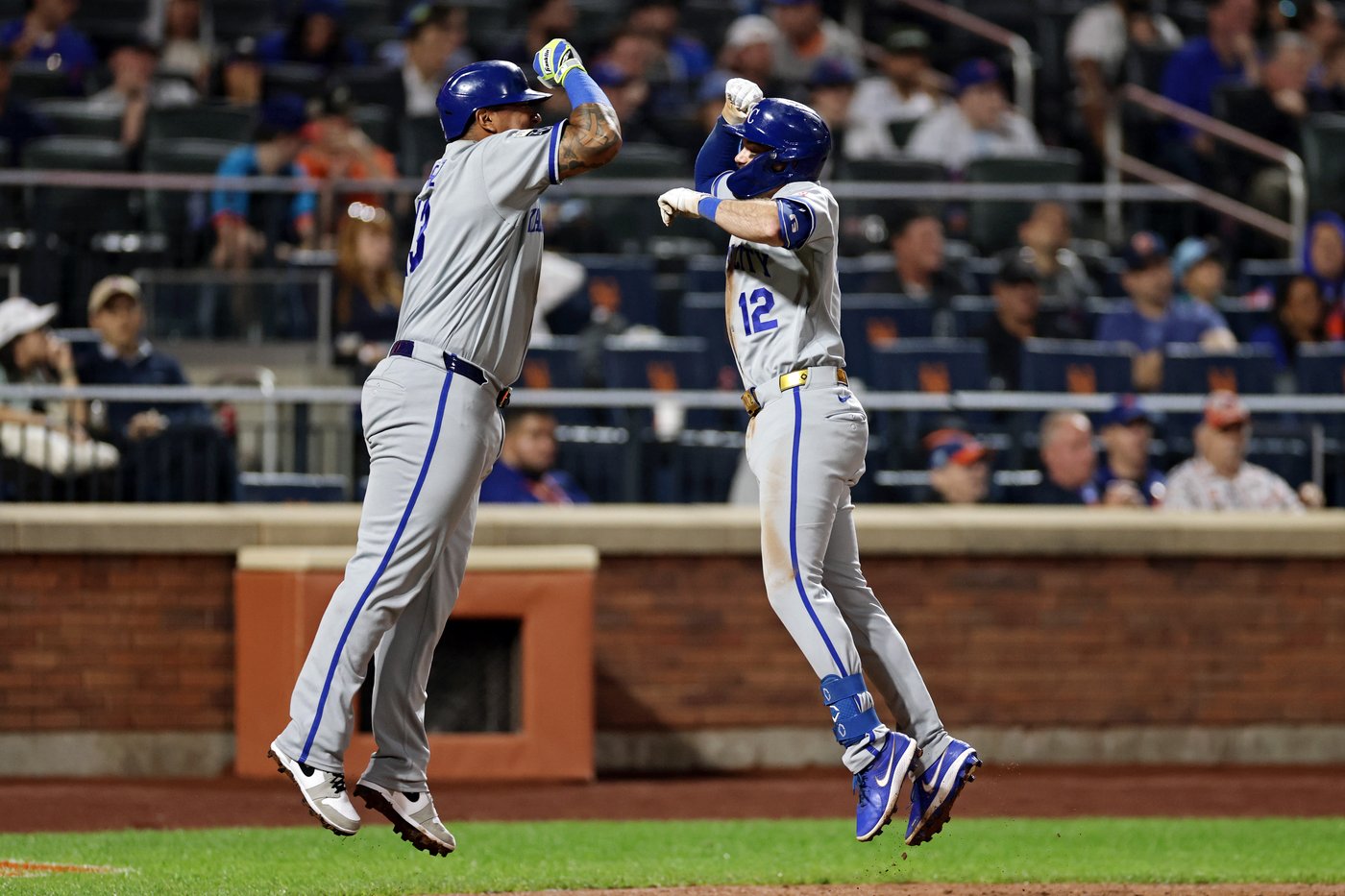 Tolbert ties MLB record with hits in 12 straight plate appearances as Royals rally past Mets 16-12 | iNFOnews.ca Tolbert ties MLB record with hits in 12 straight plate appearances as Royals rally past Mets 16-12 | iNFOnews.ca