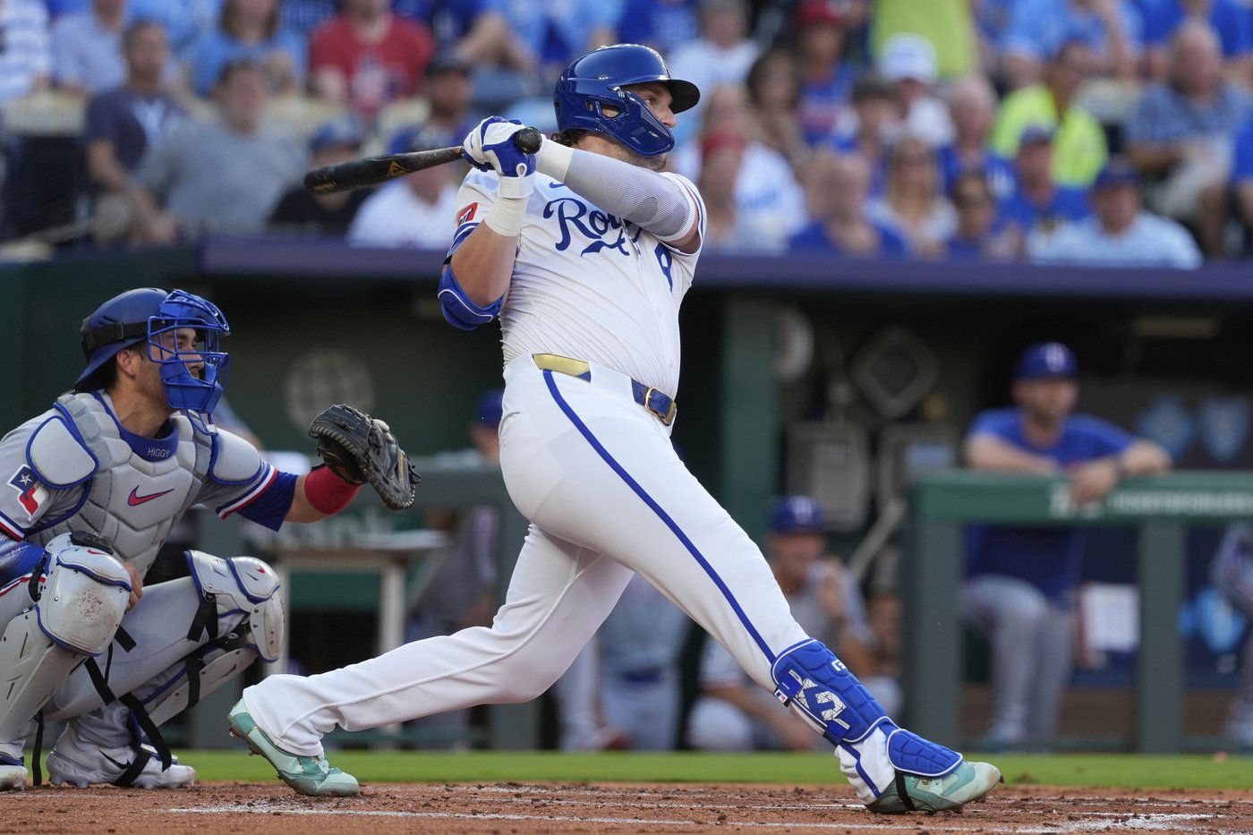 Kyle Higashioka has a 3-run double in the 9th to help the Rangers beat the Royals 6-3 | iNFOnews.ca