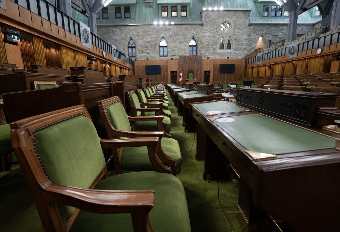 Thousands sign parliamentary petition to make fibbing politicians pay political price | iNFOnews.ca