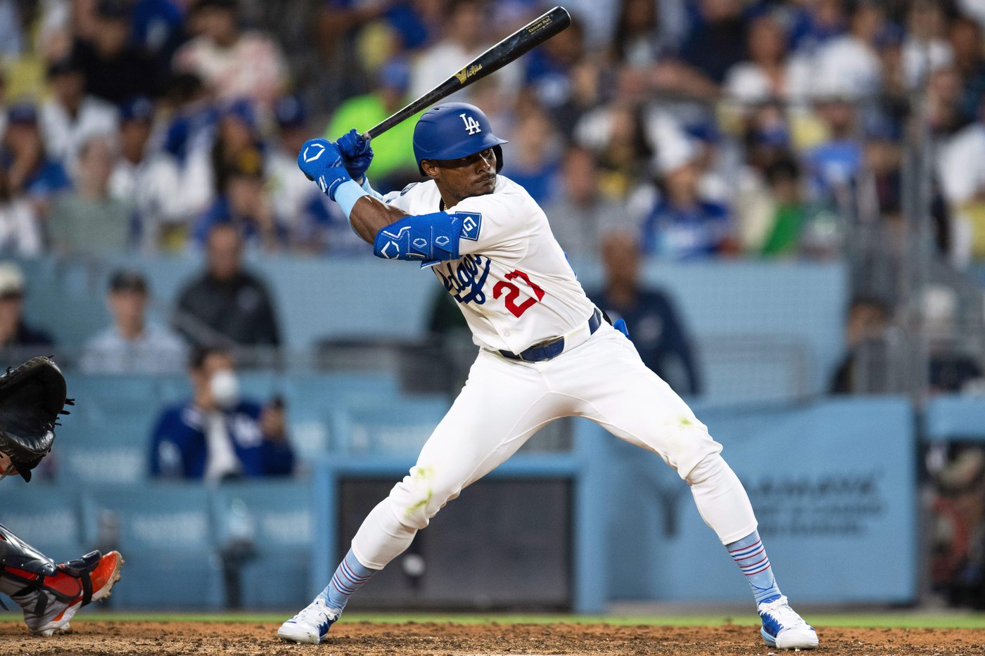 Marlins acquire outfielder Esteury Ruiz from World Series champion Dodgers | iNFOnews.ca