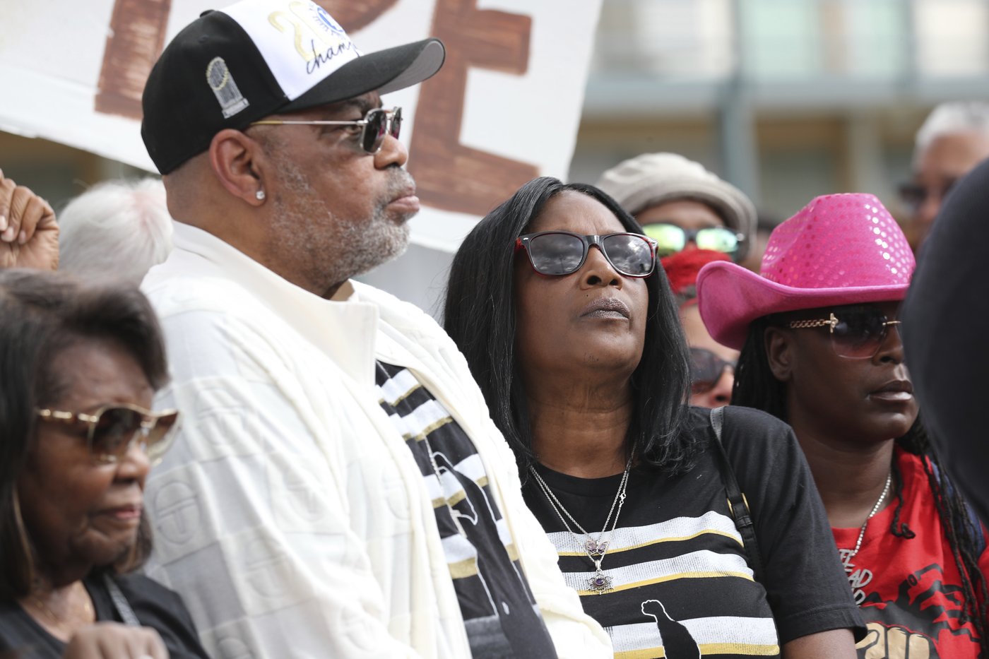 Civil rights leaders say acquittals in Tyre Nichols' death highlight the need for police reform | iNFOnews.ca
