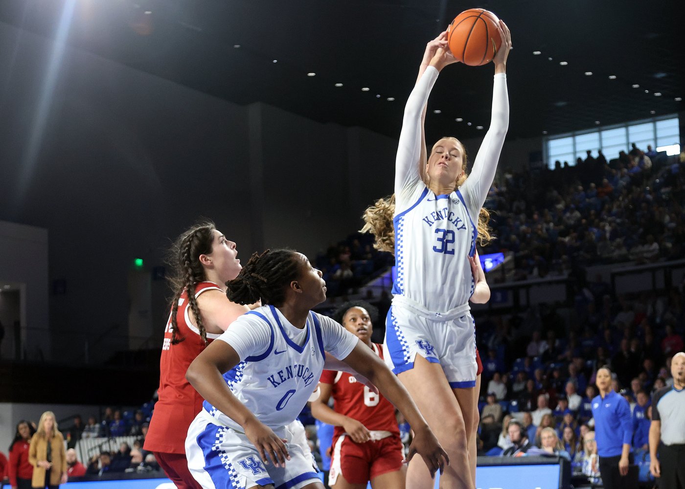 Morgan helps Kentucky rally from 13-point deficit to beat Oklahoma 63-57 | iNFOnews.ca