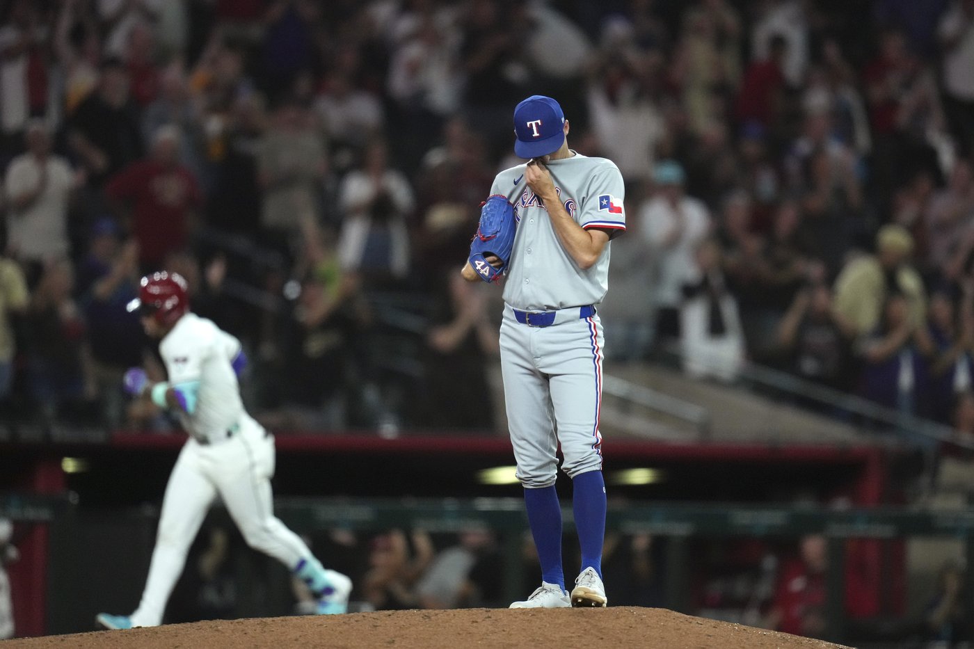 Marte hits 3-run homer in 7th and Diamondbacks stop Rangers' 6-game win streak with 5-3 victory | iNFOnews.ca