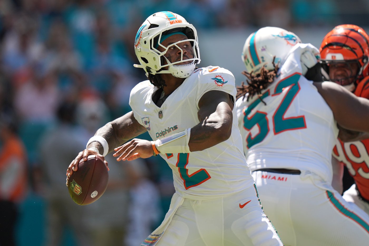 Jets face a 'huge' home test vs. winless Dolphins as AFC East rivals square off | iNFOnews.ca Jets face a 'huge' home test vs. winless Dolphins as AFC East rivals square off | iNFOnews.ca
