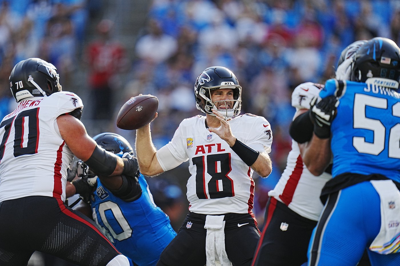 Bijan Robinson scores 2 TDs. Falcons beat Panthers 38-20 for 3rd straight victory vs. NFC South foe | iNFOnews.ca