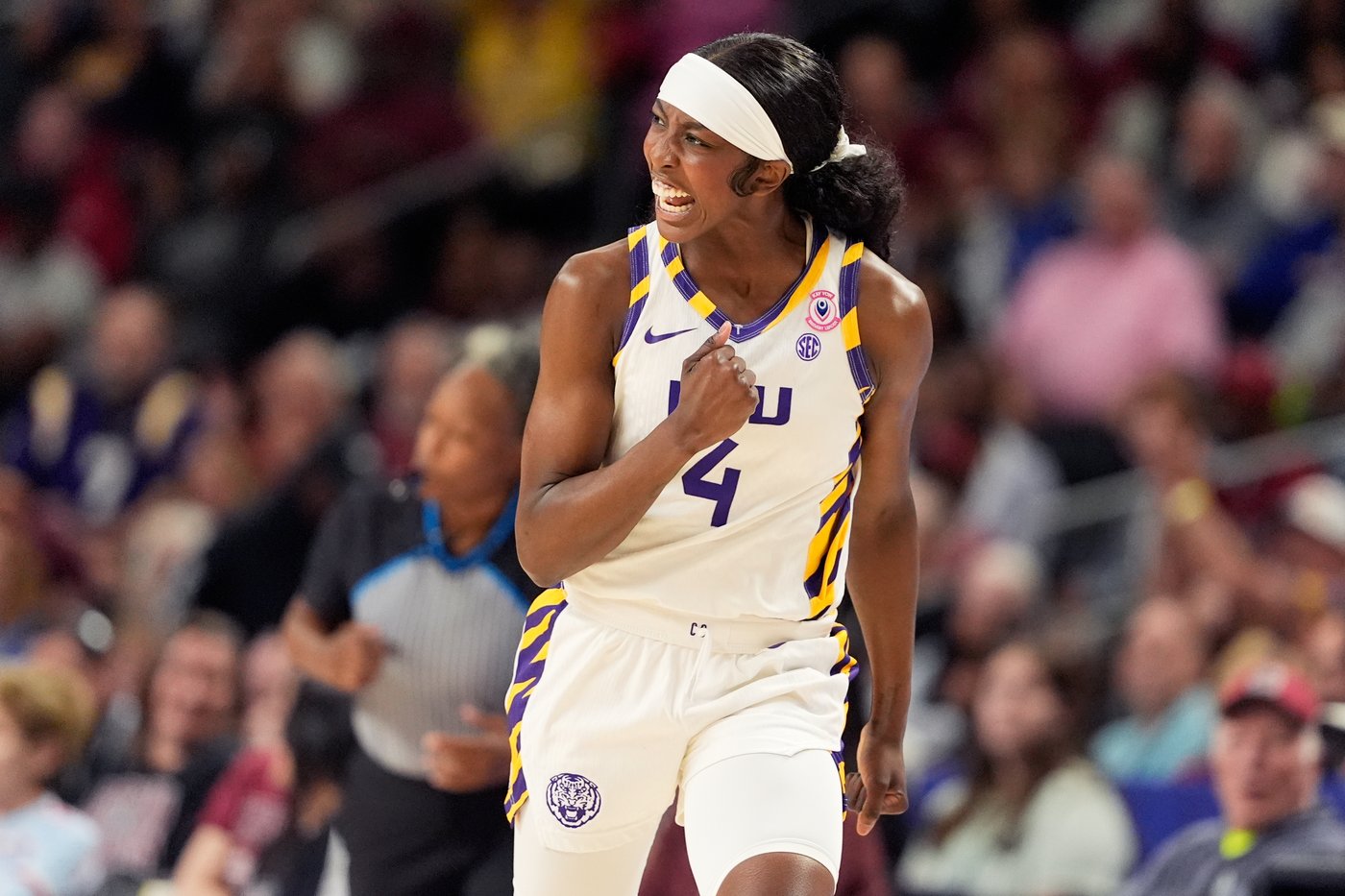 LSU's Kim Mulkey and Flau'jae Johnson savoring their 4th and final NCAA Tournament together | iNFOnews.ca LSU's Kim Mulkey and Flau'jae Johnson savoring their 4th and final NCAA Tournament together | iNFOnews.ca