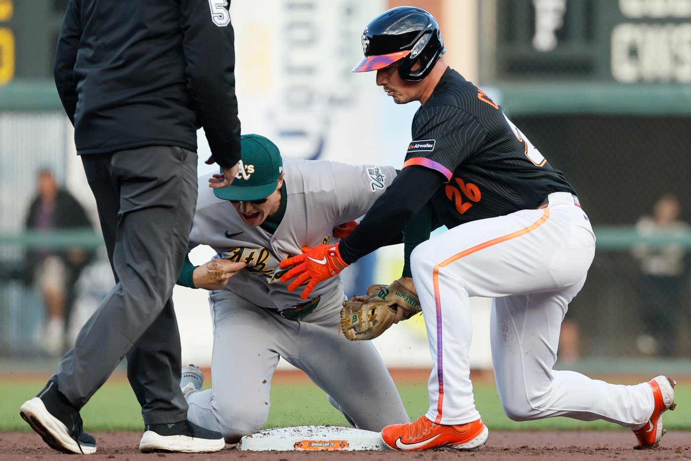 Athletics' Zack Gelof loses hit streak at 24 games after getting spiked on his right hand | iNFOnews.ca Athletics' Zack Gelof loses hit streak at 24 games after getting spiked on his right hand | iNFOnews.ca