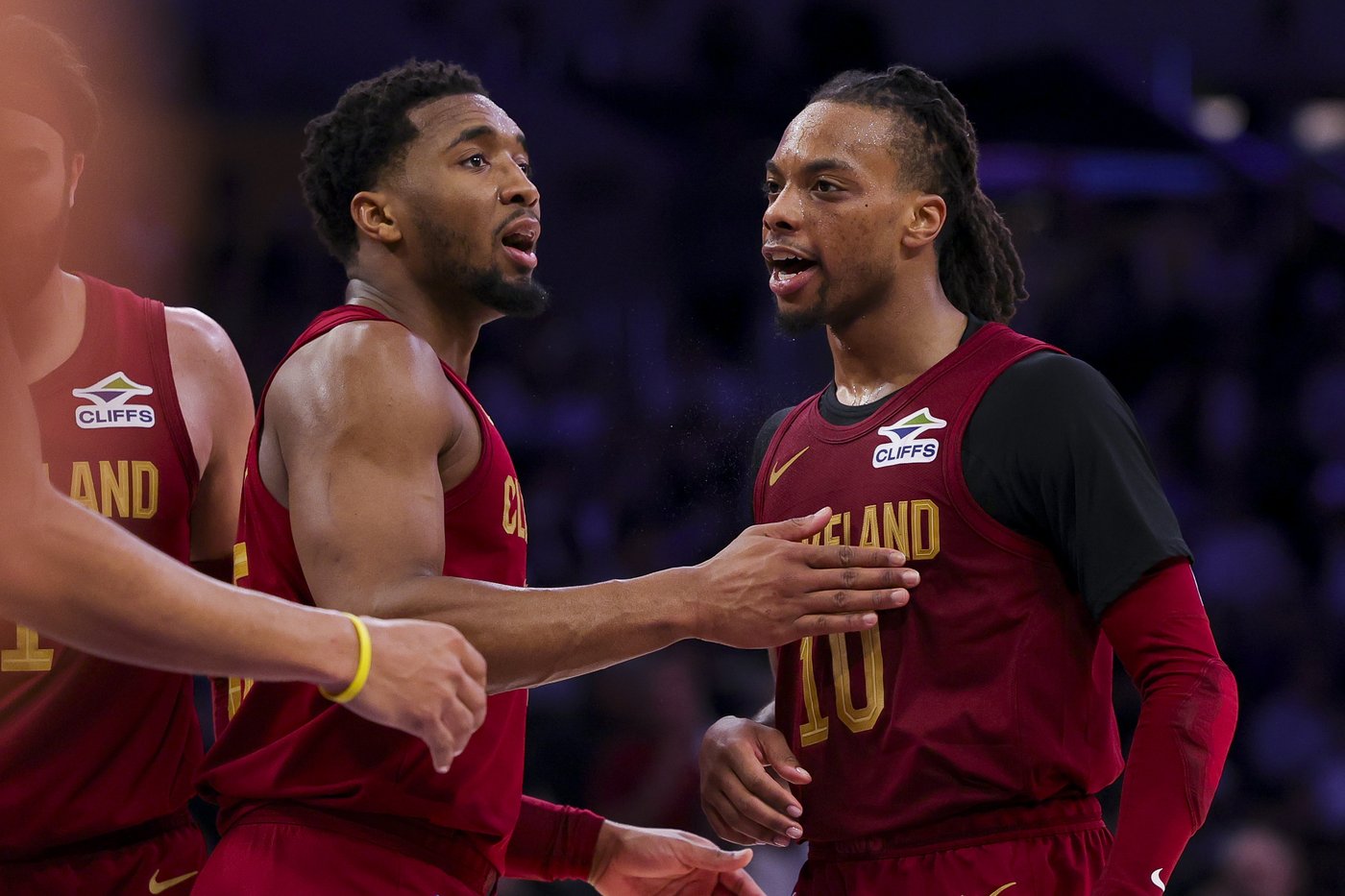 Thunder-Cavaliers game on Wednesday night is a historic collision of teams on winning streaks | iNFOnews.ca
