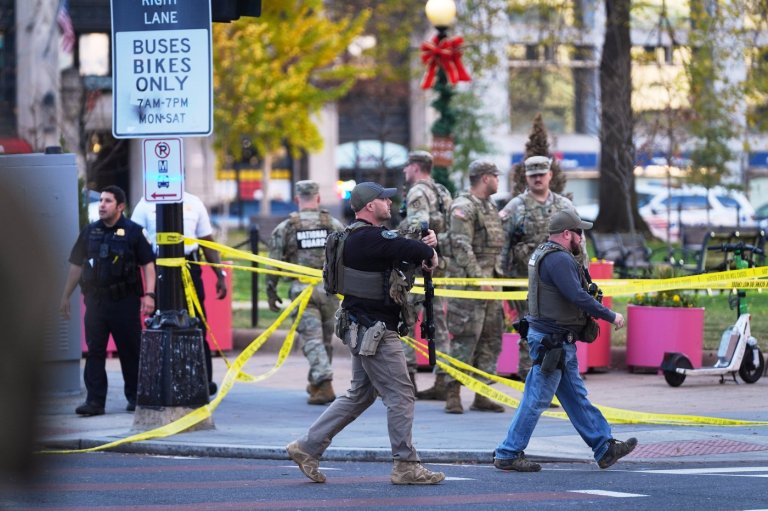 Two National Guard members in critical condition after shooting near White House, AP source says | iNFOnews.ca