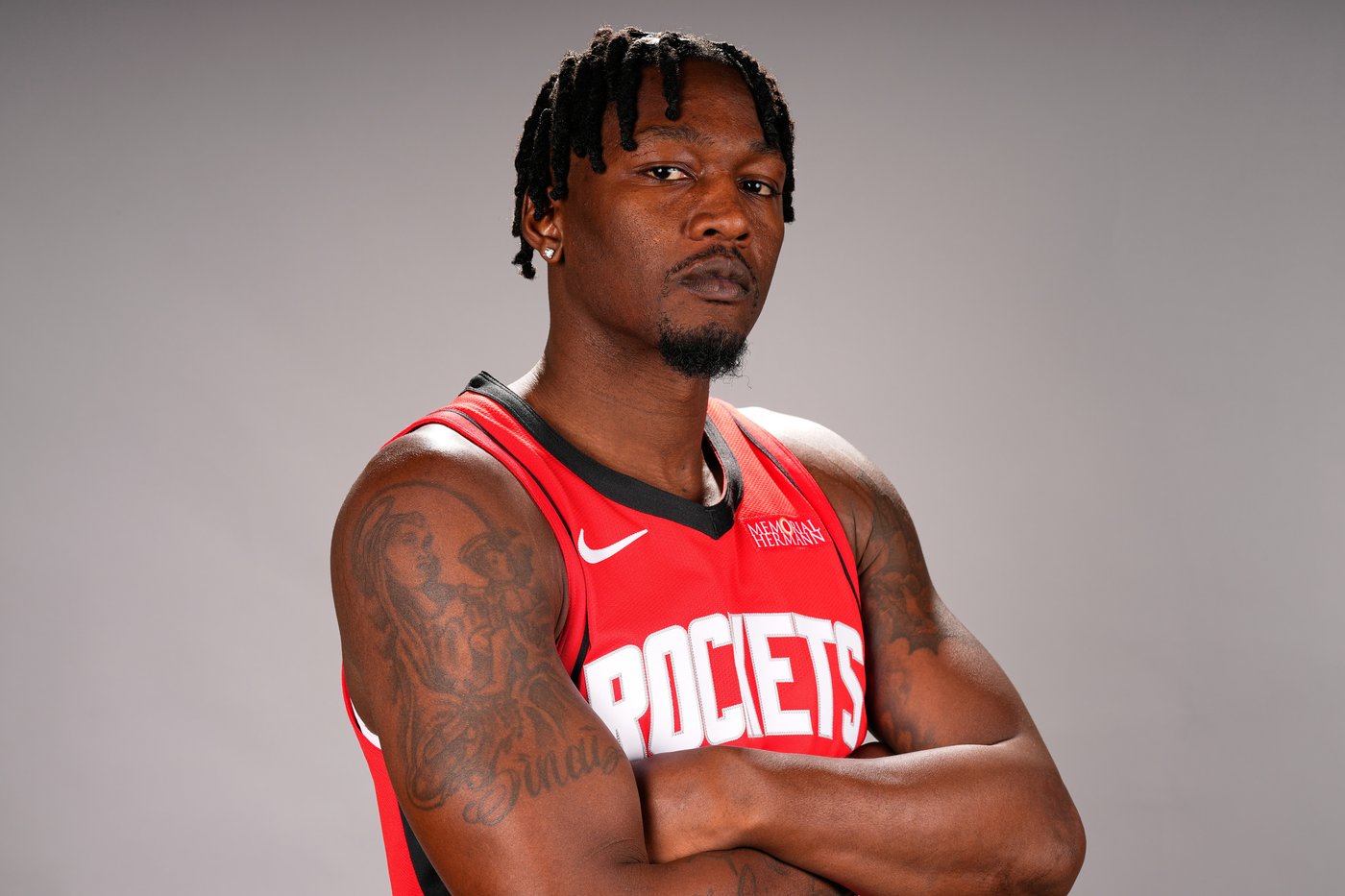 Dorian Finney-Smith likely to miss Rockets' season opener after ankle surgery | iNFOnews.ca
