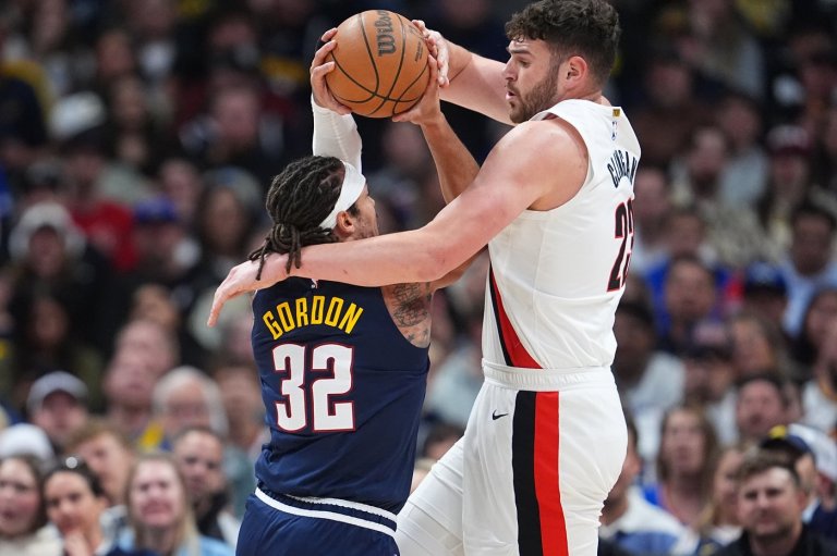 Jokic's 35 points, 13 rebounds, 13 assists help the Nuggets get past the Trail Blazers 137-132 in OT | iNFOnews.ca