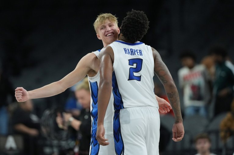 Harper scores 18 and Creighton tops Oregon 76-66 to get a win in the Players Era tournament | iNFOnews.ca