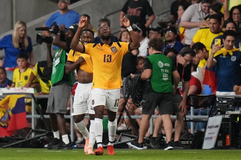 Balogun's second-half goal gives US a 1-1 tie against Ecuador in friendly | iNFOnews.ca