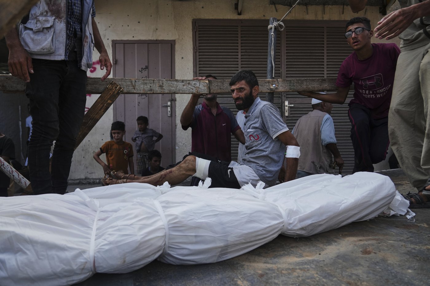 UN food agency says Israeli tanks and snipers opened fire on a crowd seeking aid in Gaza | iNFOnews.ca